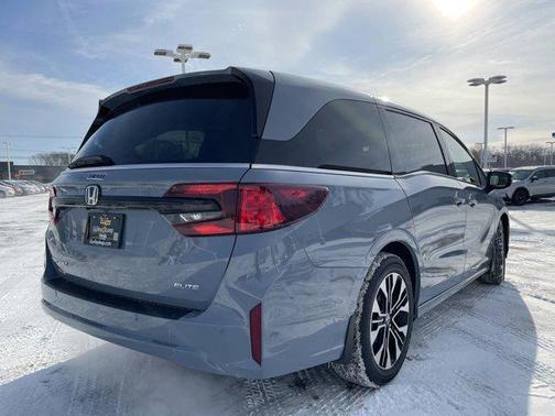 2025 Honda Odyssey Elite