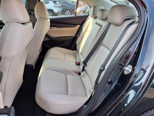 2019 Mazda Mazda3 FWD w/Select Package