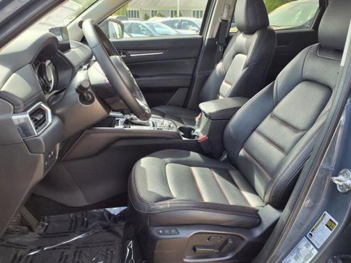 2024 Mazda CX-5 Carbon Edition