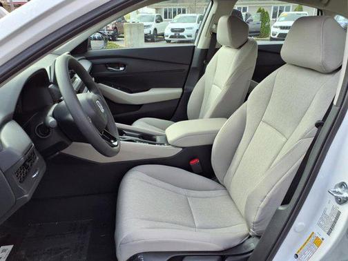 2025 Honda Accord LX 1.5T