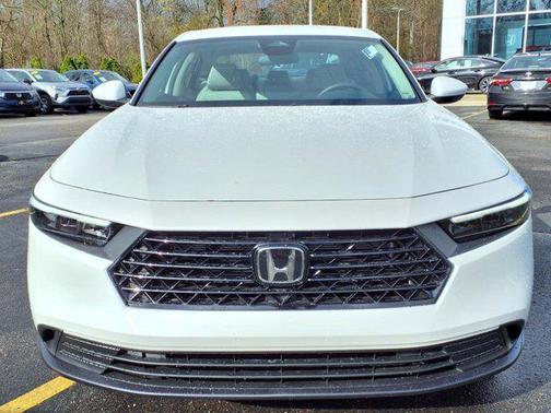2025 Honda Accord LX 1.5T