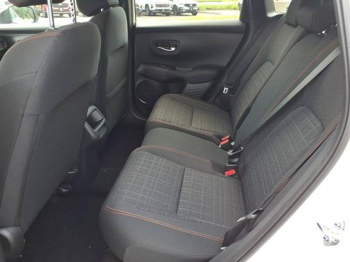 Platinum White Pearl 2027 Honda HR-V Sport AWD