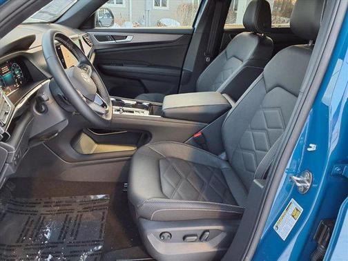 2025 Volkswagen Atlas Cross Sport 2.0T SE w/Technology 4MOTION