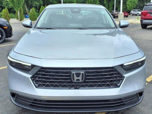 2025 Honda Accord LX 1.5T