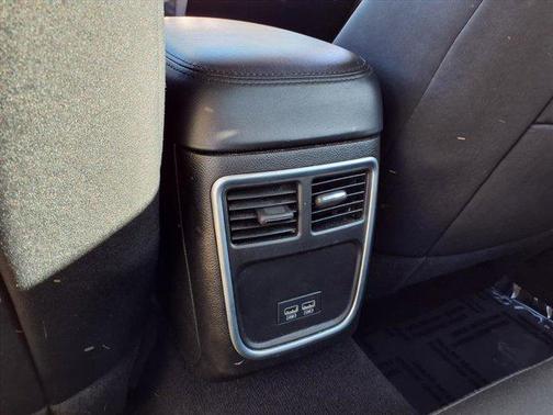 2022 Chrysler 300 Touring