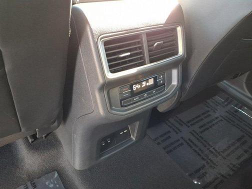 Platinum Gray Metallic 2024 Volkswagen Atlas 2.0T SEL Premium R-Line 4MOTION