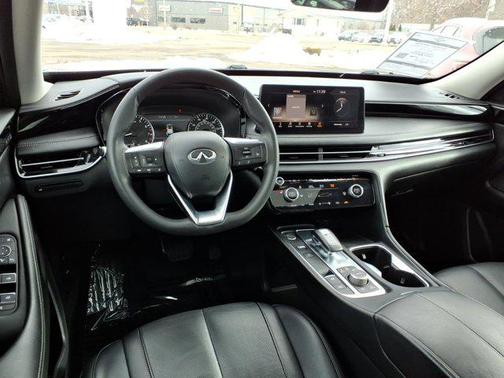 2024 INFINITI QX60 Pure