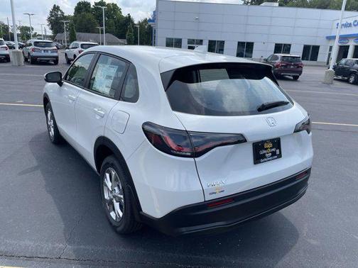 2025 Honda HR-V LX