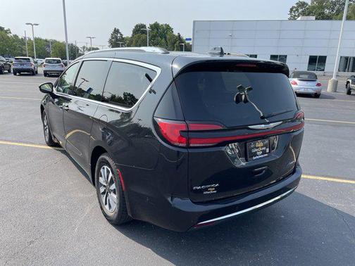 2021 Chrysler Pacifica Hybrid Touring L