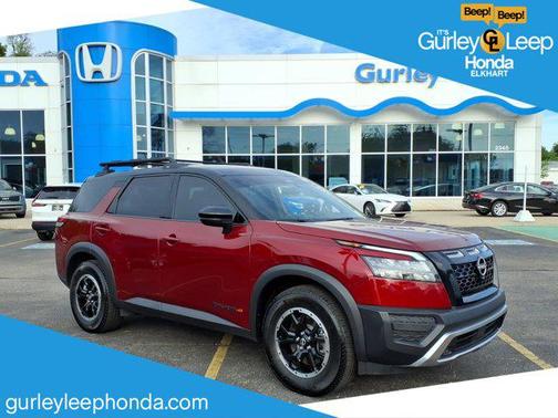 Scarlet Ember Tintcoat/Super Black 2023 Nissan Pathfinder Rock Creek 4WD