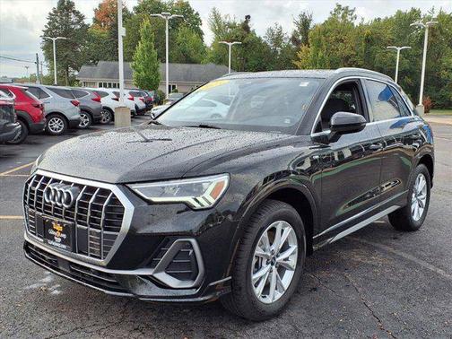 2025 Audi Q3 Premium 45 TFSI S line quattro Tiptronic