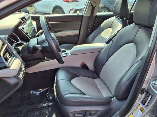 2020 Toyota Camry XLE