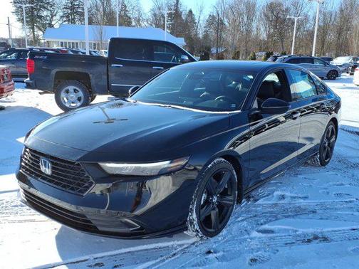 2025 Honda Accord Hybrid Sport-L