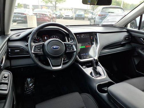 Crystal White Pearl 2025 Subaru Outback Premium