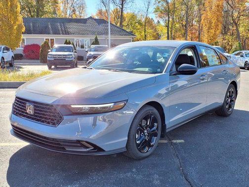 2025 Honda Accord Sport SE 1.5T