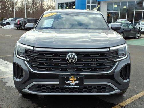 2025 Volkswagen Atlas Cross Sport 2.0T SE w/Technology 4MOTION