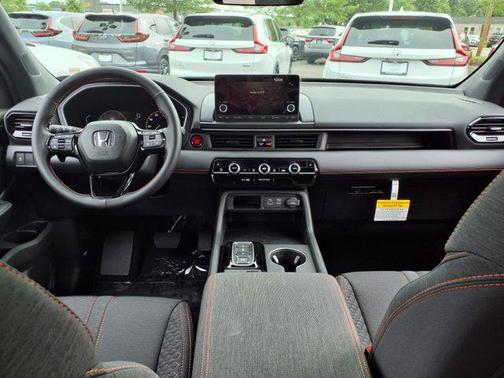 2025 Honda Pilot Sport