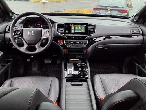 2023 Honda Passport AWD Elite