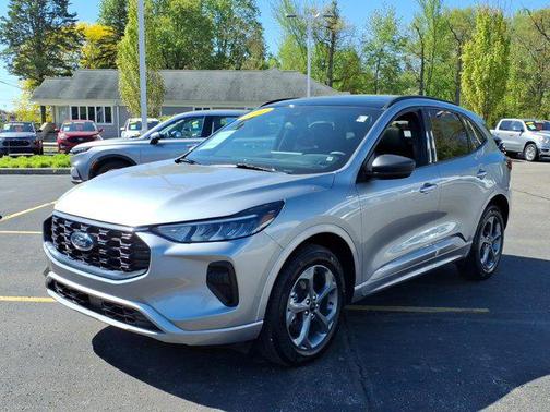 Silver Metallic 2024 Ford Escape ST-Line