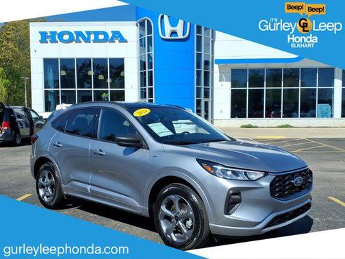 Silver Metallic 2024 Ford Escape ST-Line