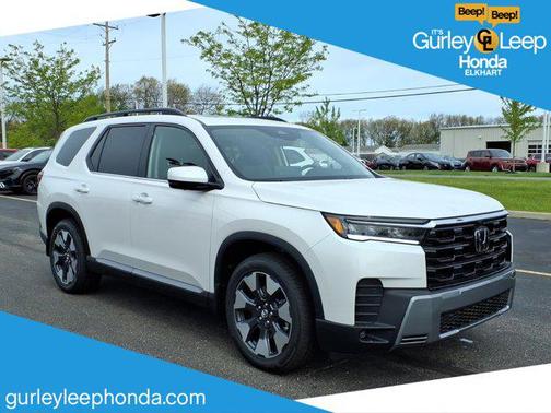Platinum White Pearl 2026 Honda Pilot Touring 8-Passenger