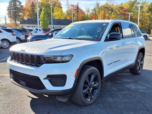 2023 Jeep Grand Cherokee Altitude