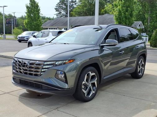 Amazon Gray 2022 Hyundai TUCSON Limited