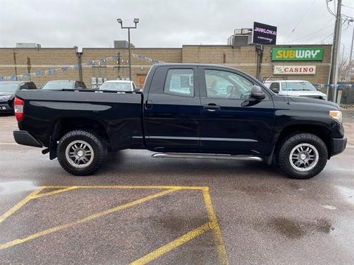 2014 Toyota Tundra SR5