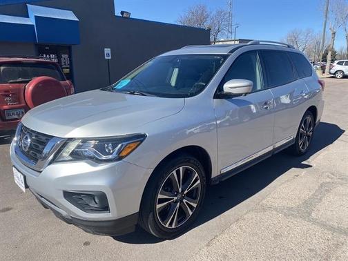 2020 Nissan Pathfinder Platinum