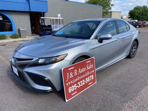 Celestial Silver Metallic 2021 Toyota Camry SE