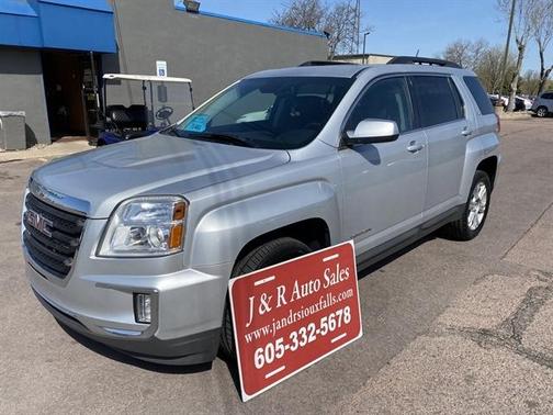 Quicksilver Metallic 2017 GMC Terrain SLE-2