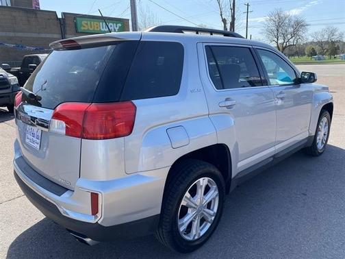 Quicksilver Metallic 2017 GMC Terrain SLE-2