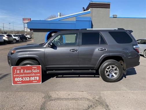 Magnetic Gray Metallic 2014 Toyota 4Runner Trail