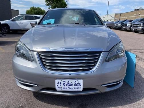 Billet Silver Metallic 2013 Chrysler 200 Touring