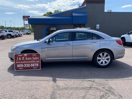 Billet Silver Metallic 2013 Chrysler 200 Touring