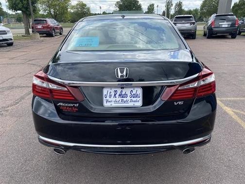 Crystal Black Pearl 2017 Honda Accord EX-L V-6