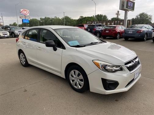 Satin White Pearl 2014 Subaru Impreza 2.0i