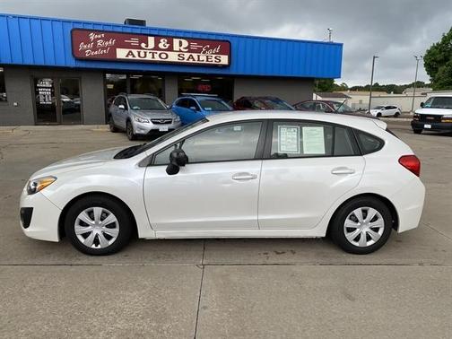 Satin White Pearl 2014 Subaru Impreza 2.0i