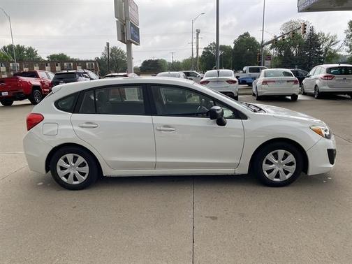 Satin White Pearl 2014 Subaru Impreza 2.0i