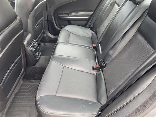 2014 Dodge Charger SXT