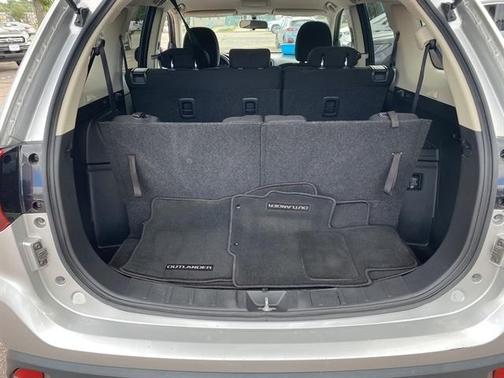 2019 Mitsubishi Outlander ES