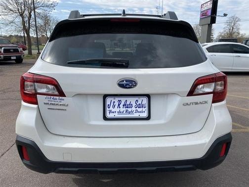2018 Subaru Outback 2.5i Premium