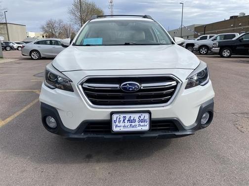 2018 Subaru Outback 2.5i Premium
