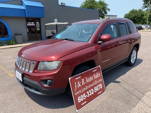 Deep Cherry Red Crystal Pearlcoat 2016 Jeep Compass Latitude