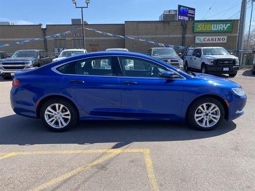 2015 Chrysler 200 Limited