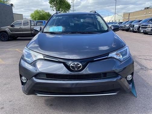 Magnetic Gray Metallic 2018 Toyota RAV4 XLE