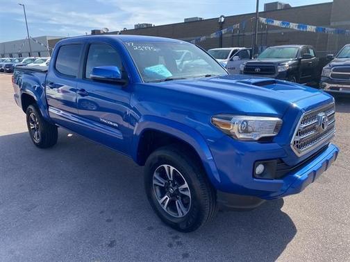2017 Toyota Tacoma TRD Sport