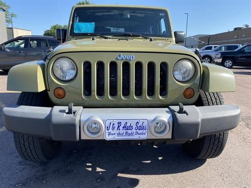 2013 Jeep Wrangler Sahara