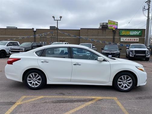 2016 Nissan Altima 2.5 S