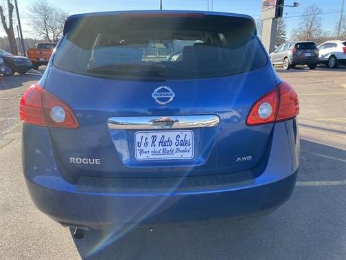 2011 Nissan Rogue S